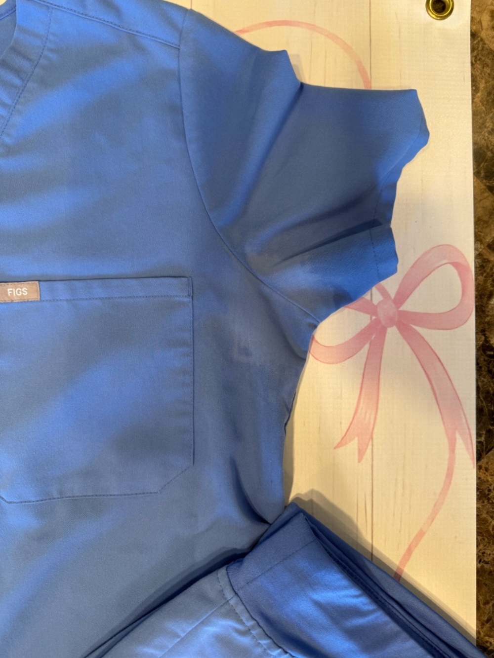 FIGS Scrub set Size Large - Picture 3 of 6